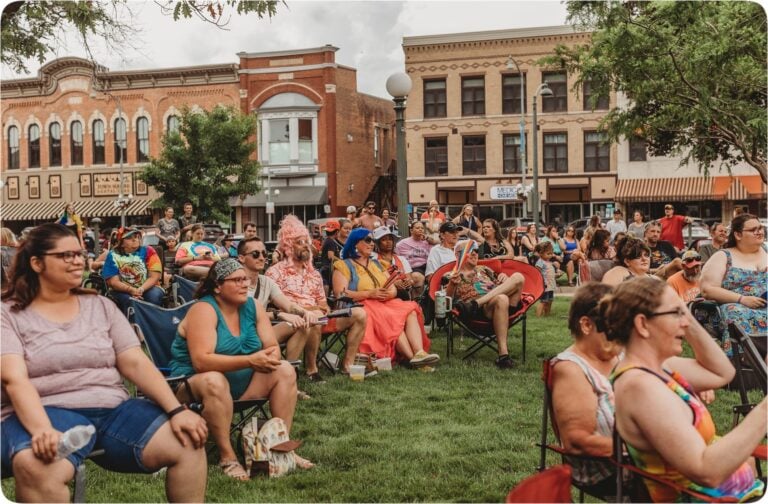 Community members at the Oskaloosa Square